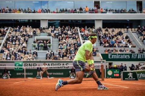 Paris, France le 7 juin 2019 - Rafael Nadal (ESP) affronte Roger Federer (SUI) sur le court Philippe Chatrier en demie finale de Roland Garros. Rafael Nadal (ESP) against Roger Federer (SUI) on court Philippe Chatrier in the semi of final of the French Open tennis tournament at Roland Garros in Paris, France, 7th June 2019.  Copyright: xAurelienxMorissardx