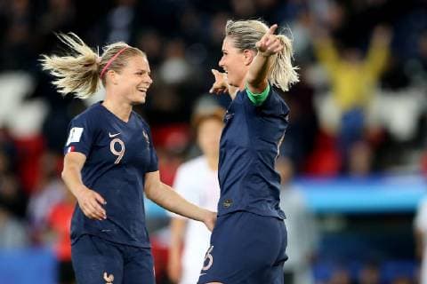 France, Paris, Parc des Princes, 07 06 2019, Football FIFA Womens World Cup France Korea Republic picture v l goal celebration after the 4 0, Eugenie Le Sommer France, 9 and scorer Amandine Henry France, 6 Copyright: HMBxMedia xHeikoxBecker