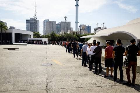 Fußball, Copa America, Andrang auf letzte Tickets in Sao Paulo Compra de ingressos para Copa Amércia SÃO PAULO, SP - 08.06.2019: COMPRA DE INGRESSOS PARA COPA AMÉRCIA - Hundreds of people queue up this Saturday (08), at the exchange point and purchase tickets to watch the matches of Copa América in São Paulo. (Photo: Aloisio Mauricio Fotoarena) x1744093x  AloisioxMauricio