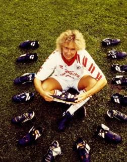 Martina Voss Tecklenburg The womens national soccer coach Martina Voss Tecklenburg was one of the players of the multiple German champion and cup winner, TSV Siegen, who were equipped with a special womens shoe by their former outfitter Until then, the women had to wear mens shoes The photos were taken in the Leimbach Stadium in Siegen in 1992 in Siegen Germany