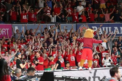 Berni with the fans, FC Bayern Basketball vs SC Rasta Vechta, Basketball, BBL, Playoffs, Semifinals 08 06 2019 Munich Bayern Germany Copyright: xkolbert-press MatthiasxStickelx