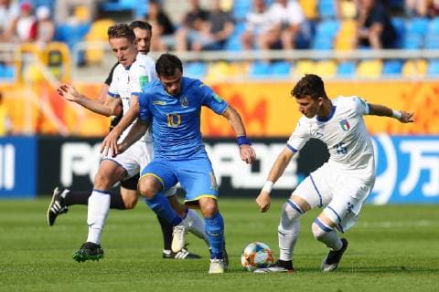 2019.06.11 Gdynia Pilka nozna Mistrzostwa Swiata FIFA U-20 Polska 2019 Ukraina - Wlochy N z Davide Frattesi Serhii Buletsa Enrico Del Prato Foto Piotr Matusewicz PressFocus 2019.06.11 Gdynia Football FIFA U-20 World Cup Poland 2019 Ukraine - Italy Davide Frattesi Serhii Buletsa Enrico Del Prato Credit: Piotr Matusewicz PressFocus NEWSPIX.PL --- Newspix.pl  20190611_PF_PM009
