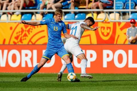 Gdynia, Poland, 11 06 2019, FIFA U 20 World Cup Poland 2019, semi-final, Ukraine Italy, Danylo Beskorovainyi UKR and Gianluca Scamacca ITA in duel Defodi 01048 180928 Defodi-048