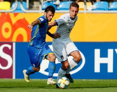 Gdynia, Poland, 11 06 2019, FIFA U 20 World Cup Poland 2019, semi-final, Ukraine Italy, Serhii Buletsa UKR and Davide Frattesi ITA in the total Defodi 01048 180938 Defodi-048