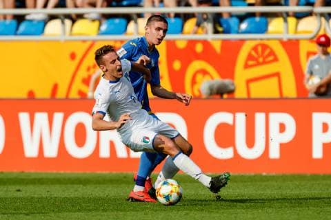 Gdynia, Poland, 11 06 2019, FIFA U 20 World Cup Poland 2019, semi-final, Ukraine Italy, Danylo Beskorovainyi UKR and Davide Frattesi ITA in the total Defodi 01048 180943 Defodi-048