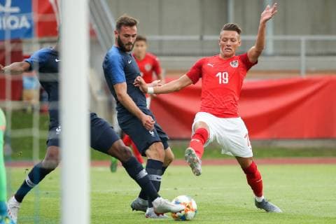 SOCCER - OEFB U21, U 21 AUT vs FRA, test match HARTBERG,AUSTRIA,11.JUN.19 - SOCCER - OEFB Under-21 international match, Länderspiel, Nationalmannschaft Austria vs France, friendly match. Image shows Lucas Tousart (FRA) and Hannes Wolf (AUT). GEPAxpictures xChristianxWalgram