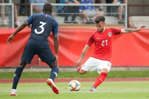 SOCCER - OEFB U21, U 21 AUT vs FRA, test match HARTBERG,AUSTRIA,11.JUN.19 - SOCCER - OEFB Under-21 international match, Länderspiel, Nationalmannschaft Austria vs France, friendly match. Image shows Fode Ballo Toure (FRA) and Sascha Horvath (AUT). GEPAxpictures xChristianxWalgram