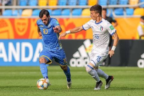 June 11, 2019 - Gdynia, pomorskie, Poland - Serhii Buletsa of Ukraine and Enrico Del Prato of Italy are seen in action during the FIFA U-20 World Cup match between Ukraine and Italy (semi-finals) in Gdynia. Ukraine Vs Italy in Gdynia, Poland - 11 Jun 2019 - ZUMAs197 20190611_zaa_s197_044 Copyright: xTomaszxZasinskix