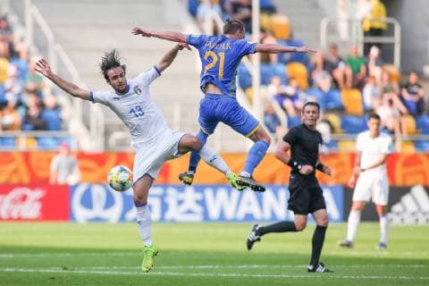 June 11, 2019 - Gdynia, pomorskie, Poland - Luca Ranieri of Italy and Oleksii Kashchuk of Ukraine are seen in action during the FIFA U-20 World Cup match between Ukraine and Italy (semi-finals) in Gdynia. Ukraine Vs Italy in Gdynia, Poland - 11 Jun 2019 - ZUMAs197 20190611_zaa_s197_060 Copyright: xTomaszxZasinskix