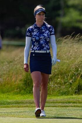 GALLOWAY, NJ - JUNE 09: Sophia Popov of Germany on the third hole during the final round of the ShopRite LPGA, Golf Damen Classic on June 9, 2019 at the Stockton Seaview Hotel and Golf Club in Galloway, NJ (Photo by John Jones Icon Sportswire) GOLF: JUN 09 LPGA - ShopRite LPGA Classic Icon19060959