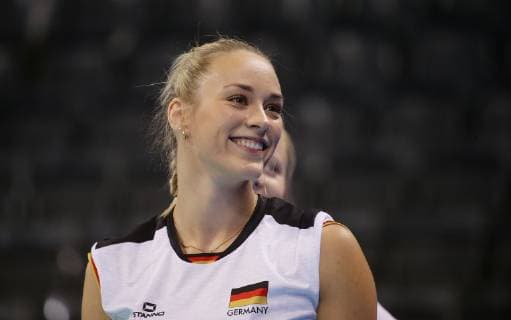 Stuttgart , Volleyball Nations League , Germany vs Dominican Republic , Louisa Lippmann GER