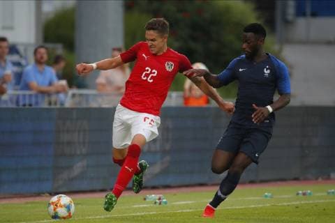 11 06 2019, Profertil Arena, Hartberg, AUT, Test match, U21, Austria vs. France, in picture Sandro Ingolitsch AUT and Johnathan Bamba FRA Sandro Ingolitsch AUT and Johnathan Bamba FRA during the International U21 Friendly Football Match between Austria and France at the Profertil Arena in Hartberg, Austria on 2019 06 11 Hartberg  EX_IES