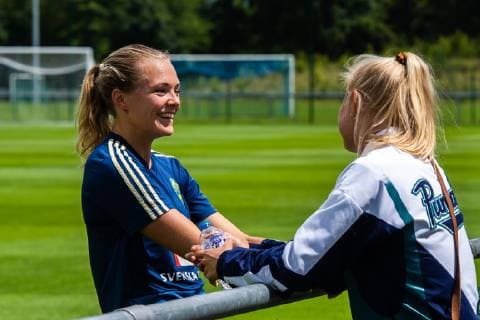 190612 Magdalena Eriksson of Sweden with girlfriend Pernille Harder after training session on June 12, 2019 in Rennes Photo Simon Hastegard Bildbyran Kod SH 180068,  Copyright: SIMONxHASTEGARD BB190612SH003