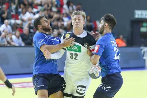 Tel Aviv Jaffa, Israel 12 06 2019, EHF EURO Qualification 2020, Round 5, Group 1, Israel Germany, Franz Semper GER controls the ball Defodi 09 535 000293 Defodi-535