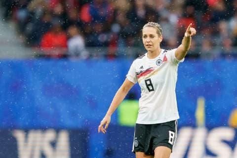 Valenciennes, France 12 06 2019, FIFA Womens World Cup 2019, Group B, 2 matchday, Germany Spain, Lena Goessling GER gesticulated, gestures Defodi 01001215461 Defodi-001
