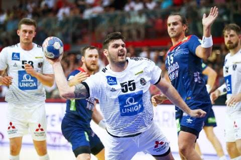 HANDBALL - EHF EC, AUT vs NOR KLAGENFURT,AUSTRIA,13.JUN.19 - HANDBALL - EHF EURO Cup, international match, Länderspiel, Nationalmannschaft Austria vs Norway. Image shows Nikola Bilyk, Tobias Wagner (AUT) and Kent Robin Toennesen (NOR). GEPAxpictures xDanielxGoetzhaber