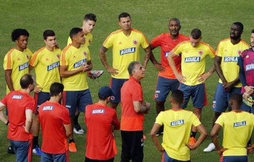 Colombia s national soccer team head coach Carlos Queiroz (C) and players participate in a training session at the Pituacu stadium, in Salvador, Brazil, 13 June 2019. Colombia s national soccer team training session !ACHTUNG: NUR REDAKTIONELLE NUTZUNG!  Copyright: xMauricioxDuenasxCastanedax COPAME132 20190613-636960619334837690