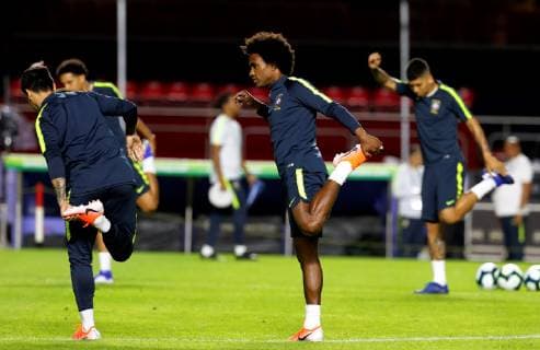 Brazil s national soccer team player William participates in a training session at the Morumbi stadium in Sao Paulo, Brazil, 13 June 2019. Brazil s national soccer team training session !ACHTUNG: NUR REDAKTIONELLE NUTZUNG!  Copyright: xPauloxWhitakerx COPAME198 20190614-636960691728763267