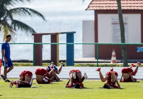 Sport Bilder des Tages Fußball, Copa America, Nationalteam Paraguay Training Players of the Paraguayan soccer team participate in a training session at the Army Physical Education Center in Rio de Janeiro, Brazil, 14 June 2019. Paraguay will debut next Sunday against Qatar for Copa America 2019 Group B soccer match. The Copa America starts today with the match between Brazil and Bolivia at the Morumbi stadium in Sao Paulo. Training of the Paraguayan team at the Copa America !ACHTUNG: NUR REDAKTIONELLE NUTZUNG!  Copyright: xAntonioxLacerdax COPAME212 20190614-636961286284522984