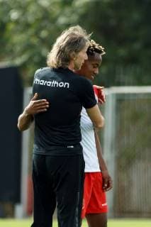 Peru s national soccer team head coach, Argentinian Ricardo Gareca (L), hugs Andre Carrillo (R) during a training session of the team at the Porto Alegre International Training Center, in Porto Alegre, Brazil, 14 June 2019. Peru will debut against Venezuela tomorrow as part of the Copa America 2019 Group A matches. Peru s national soccer team training session !ACHTUNG: NUR REDAKTIONELLE NUTZUNG!  Copyright: xJosexMendezx COPAME247 20190614-636961366022756332