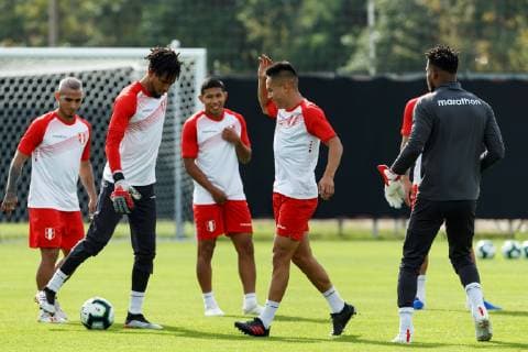 Peru s national soccer team players participate in a training session at the Porto Alegre International Training Center, in Porto Alegre, Brazil, 14 June 2019. Peru will debut against Venezuela tomorrow as part of the Copa America 2019 Group A matches. Peru s national soccer team training session !ACHTUNG: NUR REDAKTIONELLE NUTZUNG!  Copyright: xJosexMendezx COPAME230 20190614-636961366655372618