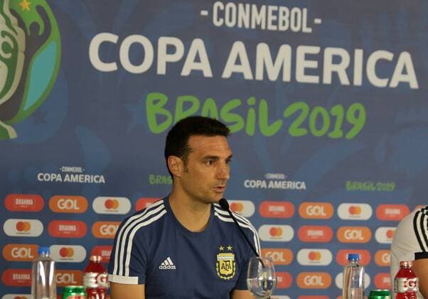 Fußball, Copa America, Nationalteam Argentinien Pressekonferenz Coletiva Selecao Argentina SALVADOR, BA - 14.06.2019: COLETIVA SELEcaO ARGENTINA - Lionel Scaloni, coach of the Argentina national team, Nationalteam and during a Colombian national team, held this Friday (14) at the Fonte Nova Arena in Salvador, Bahia, Brazil. (Photo: Tiago Caldas Fotoarena) x1747638x  TiagoxCaldas