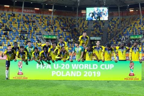 Gdynia, 14.06.2019 Pilka nozna FIFA Mistrzostwa Swiata U20 Polska 2019 Mecz o 3 miejsce Wlochy - Ekwador -- Football FIFA U-20 World Cup Poland 2019 3rd place Match Italy - Equador NZ Wellington Moises RAMIREZ PRECIADO , Daniel Isaias SEGURA GONZALEZ , Leonardo CAMPANA ROMERO , Luis Eduardo LOOR MACIAS , radosc celebration , Pierre Geovanny BELLOLIO PILALOA Fot. Grzegorz Jedrzejewski 058sport.pl NEWSPIX.PL --- Newspix.pl  wlochy-ekwador_20190614_0037_JED