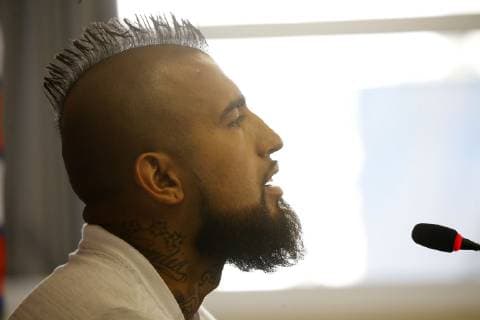 Fußball, Copa America, Nationalteam Chile Pressekonferenz Conferencia de prensa de Arturo Vidal El jugador de la seleccion chilena Arturo Vidal se dirige a los medios de comunicacion durante una conferencia de prensa realizada en el hotel Pullman Villa Olimpica de San Pablo, Brasil. 15 06 2019 Andres Pina Photosport Football, Arturo Vidal press conference, PK, Pressekonferenz Chile s player Arturo Vidal speaks to the medias during a press conference at the Pullman Villa Olimpica hotel in Sao Paulo, Brazil. 15 06 2019 Andres Pina Photosport Conferencia de prensa de Arturo Vidal en San Pablo 