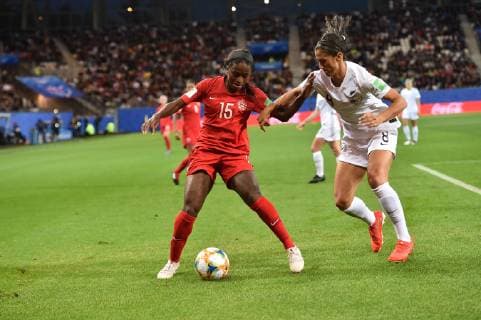 Fußball, WM Damen, Kanada - Neuseeland Nichelle Prince (canada) vs Abby Erceg (nlle zelande) FOOTBALL : Canada vs Nouvelle Zelande - Coupe du monde de Football Feminin Groupe E - 15 06 2019 FredericChambert Panoramic 