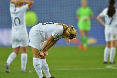 Rosie White et Annalie Longo (nlle zelande) FOOTBALL : Canada vs Nouvelle Zelande - Coupe du monde de Football Feminin Groupe E - 15 06 2019 FredericChambert Panoramic 