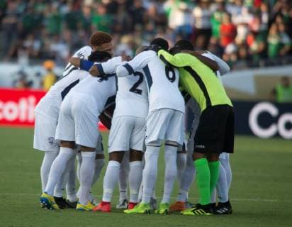 Cuba national team, Nationalteam gets ready for their game against Mexico, during the second half of the Concacaf Gold Cup match between Canada and Martinique at the Rose Bowl stadium, in Pasadena, California, USA, 15 June 2019. Canada won the game 4 -0. Canada vs. Martinique !ACHTUNG: NUR REDAKTIONELLE NUTZUNG!  Copyright: xARMANDOxARORIZOx AME3889 20190616-636962641284730611