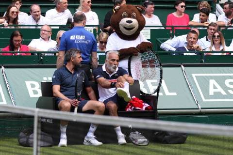 Goran Ivanisevic u Mansour Bahrami Schauinsland Reisen Champions Trophy Halle Westfalen 15 06 201Goran Ivanisevic photo FSA boots Eibner Press photo Schauinsland Reisen Champions Trophy Halle Westfalen Halle Westfalen Copyright: xFSAx Eibner-Pressefotox EP_fsa