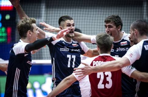 (190616) -- URMIA, June 16, 2019 -- Players of Poland celebrate scoring during the FIVB Volleyball Nations League match between Canada and Poland in Urmia, Iran, June 16, 2019. Poland won 3-1. ) (SP)IRAN-URMIA-FIVB VOLLEYBALL LEAGUE-POLAND VS CANADA AhmadxHalabisaz 