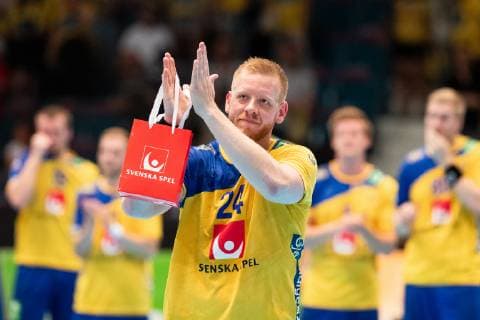 190616 Jim Gottfridsson recognizes the audience after the EHF Euro Cup match between Sweden and Austria on June 16, 2019 in Stockholm Photo Andreas L Eriksson Image code code AE Cop 106 handball handball ehf euro cup sweden sweden Austria Austria bbeng,  Copyright: ANDREASxLxERIKSSON BB190616AE045