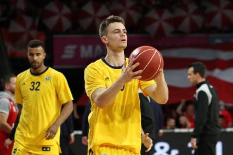 Basketball Bundesliga, BBL, Final, Playoffs, Match 1, Munich, 16 06 2019, FC Bayern Muenchen Basketball vs Alba Berlin, Audi Dome Basketball Bundesliga, BBL, Final, Playoffs, Match 1, Munich, 16 06 2019, FC Bayern Muenchen Basketball red blue vs Alba Berlin yellow, Audi Dome Picture Jonas Mattisseck 9, Berlin warming up, Johannes Thiemann 32, Berlin xnkx
