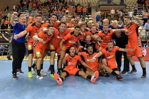 Sport Bilder des Tages Handball, EM Quali, Niederlande - Lettland Handbal Nederland v Letland 16-06-2019: Handbal: Mannen Nederland v Letland: Lelystad EK2020 kwalificatie, Nederland - Letland Nederland haalt sinds 1961 weer een hoofdtoernooi en viert feest
