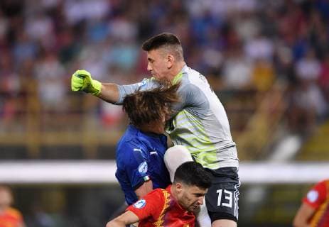 FOOTBALL UEFA U21 EUROPEAN CHAMPIONSHIP 2019 in Italy Italy Spain 16 06 2019 Collision goalkeeper Unai Simon re, Spain against Aaron Martin bottom center, Spain and Nicole Zaniolo li, Italy