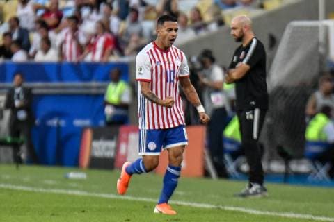 Paraguay vs Qatar RIO DE JANEIRO, RJ - 16.06.2019: PARAGUAY VS QATAR - Derlis Gonzalez scores goal during a match between Paraguay and Qatar, valid for the group stage of the Copa America 2019, held this Sunday (16) at the Maracanã Stadium in Rio de Janeiro, RJ. (Photo: Nayra Halm Fotoarena) x1748688x  NayraxHalm