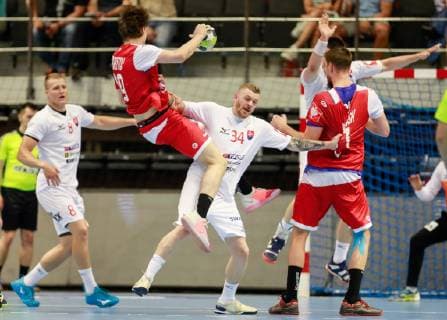 June 16, 2019 - Saint Petersburg, Russia - Vladimir Guzy (C) of Slovakia defends against Sergei Kosorotov (2nd L) and Gleb Kalarash (R) of Russia during 2020 Men s European Championship, EM, Europameisterschaft Qualifiers match between Russia and Slovakia on June 16, 2019 at Sibur Arena in Saint Petersburg, Russia. Russia v Slovakia - 2020 Men s EHF Euro Qualifiers  - ZUMAn230 20190616_zaa_n230_876 Copyright: xMikexKireevx