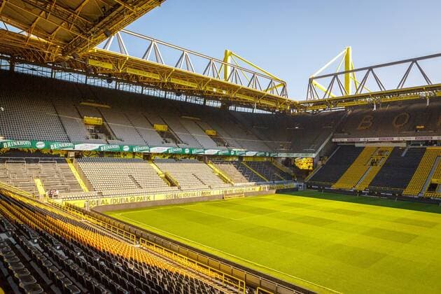 DEU, Germany, North Rhine-Westphalia, Dortmund, 21 04 2019 Signal Iduna Park until 2005 Westfalenstadion , since 1974 venue of Borussia Dortmund Ballspielverein Borussia 09 e V Dortmund, BVB, BVB 09 Under the motto celebration in the SIGNAL IDUNA PARK Your very personal Easter with a stadium tour could be visited on the holidays the stadium is venue at the 37 Protestant Church Day