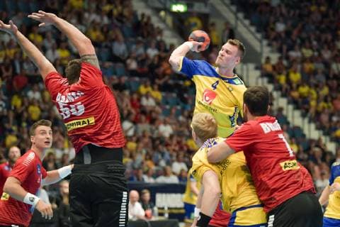 STOCKHOLM 20190616 Swedens Markus Olsson with the ball during Sundays handball match in EHF Euro Cup between Sweden and Austria on Hovet STOCKHOLM SWEDEN x10070x,  Copyright: xJessicaxGow TTx EURO CUP SVERIGE-ÖSTERRIKE