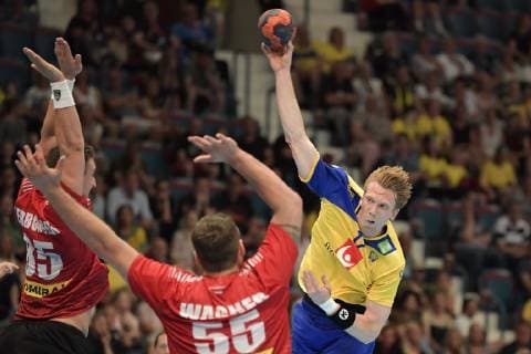 STOCKHOLM 20190616 Swedens Simon Jeppsson with the ball during Sundays handball match in EHF Euro Cup between Sweden and Austria on Hovet STOCKHOLM SWEDEN x10070x,  Copyright: xJessicaxGow TTx EURO CUP SVERIGE-ÖSTERRIKE