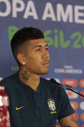 Fußball, Copa America, Nationalteam Brasilien Pressekonferenz Treino da Selecao Brasileira em Salvador SALVADOR, BA - 17.06.2019: TREINO DA SELEcaO BRASILEIRA EM SALVADOR - Roberto Firmino, player of the Brazilian national team, Nationalteam and Liverpool, during a press conference, PK, Pressekonferenz at Arena Fonte Nova, in Salvador, Bahia, Brazil. (Photo: Tiago Caldas Fotoarena) x1749311x  TiagoxCaldas
