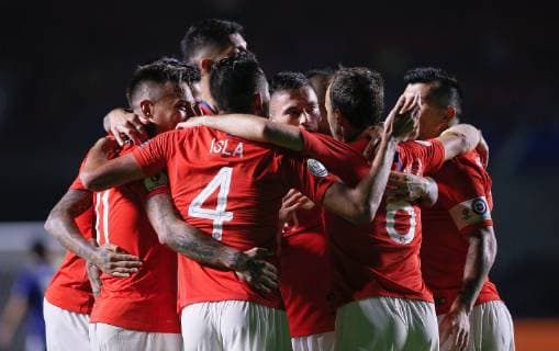 Fußball, Copa America, Japan - Chile Japan vs. Chile SÃO PAULO, SP - 17.06.2019: JAPAN VS. CHILE - Eduardo Vargas of Chile celebrates after scoring a goal during a match between Japan and Chile, valid for the group stage of the Copa America 2019, held this Monday (17) at the Estádio do Morumbi in São Paulo, SP. (Photo: Marcelo Machado de Melo Fotoarena) x1749359x  MarceloxMachadoxdexMelo