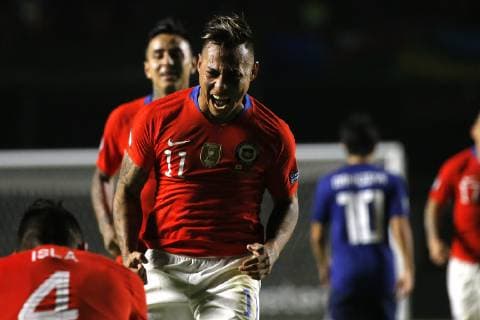 Fußball, Copa America, Japan - Chile Futbol, Japon vs Chile Copa America 2019 El jugador de la seleccion chilena Eduardo Vargas, celebra su gol contra Japon durante el partido del grupo C de la Copa America disputado en el estadio Morumbi de San Pablo, Brasil. 17 06 2019 Andres Pina Photosport Football, Japan vs Chile Copa America Championship 2019 Chile s player Eduardo Vargas, celebrates after scoring against Japan during the group C match of the Copa America Championship held at the Morumbi stadium in Sao Paulo, Brazil. 17 06 2019 Andres Pina Photosport Japon vs Chile, Copa America 2019 