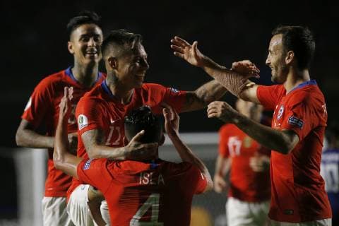 Fußball, Copa America, Japan - Chile Futbol, Japon vs Chile Copa America 2019 El jugador de la seleccion chilena Eduardo Vargas, celebra su gol contra Japon durante el partido del grupo C de la Copa America disputado en el estadio Morumbi de San Pablo, Brasil. 17 06 2019 Andres Pina Photosport Football, Japan vs Chile Copa America Championship 2019 Chile s player Eduardo Vargas, celebrates after scoring against Japan during the group C match of the Copa America Championship held at the Morumbi stadium in Sao Paulo, Brazil. 17 06 2019 Andres Pina Photosport Japon vs Chile, Copa America 2019 