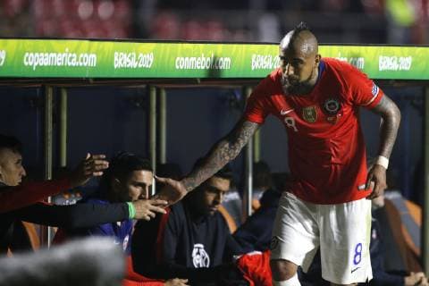 Fußball, Copa America, Japan - Chile Futbol, Japon vs Chile Copa America 2019 El jugador de la seleccion chilena Arturo Vidal, deja la cancha durante el partido contra Japon por el grupo C de la Copa America disputado en el estadio Morumbi de San Pablo, Brasil. 17 06 2019 Andres Pina Photosport Football, Japan vs Chile Copa America Championship 2019 Chile s player Arturo Vidal,leaves the pitch during the group C match of the Copa America Championship against Japan at the Morumbi stadium in Sao Paulo, Brazil. 17 06 2019 Andres Pina Photosport Japon vs Chile, Copa America 2019 