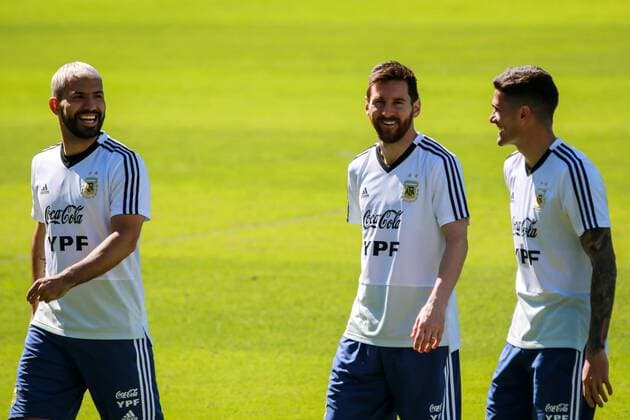 Treino da Selecao Argentina em BH BELO HORIZONTE, MG - 18.06.2019: TREINO DA SELEcaO ARGENTINA EM BH - Players of the Argentina national team, Nationalteam during training preparatory for the second match of the Copa América team, held at the Atlético-MG Training Center (Cidade do Galo) in Vespasiano, metropolitan region of Belo Horizonte. (Photo: Dudu Macedo Fotoarena) x1749476x  DuduxMacedo