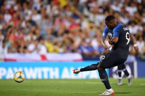 Photo Massimo Paolone LaPresse June 18, 2019 Cesena, Italy soccer England vs France - UEFA Under 21 Championship Italy 2019 - Group stage final tournament Group C - "Dino Manuzzi" stadium. In the pic: Moussa Dembele (France) missed penalty kick  Copyright: xMassimoxPaolone LaPressex