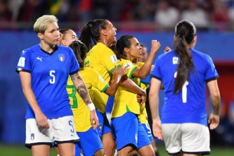 Marta Brazil 10 Jubel 0 1 Record goal scorer, 18 06 2019, Valenciennes France , Football, FIFA Womens World Cup 2019, Italy Brazil Brazil, FIFA REGULATIONS PROHIBIT ANY USE OF PHOTOGRAPHS AS IMAGE SEQUENCES AND OR QUASI VIDEO xmkx